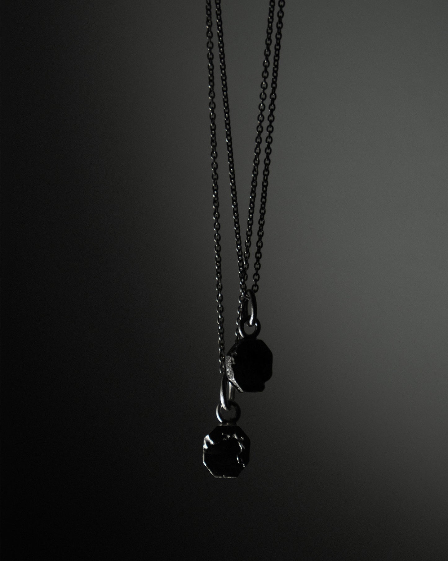 rhod-necklace-black
