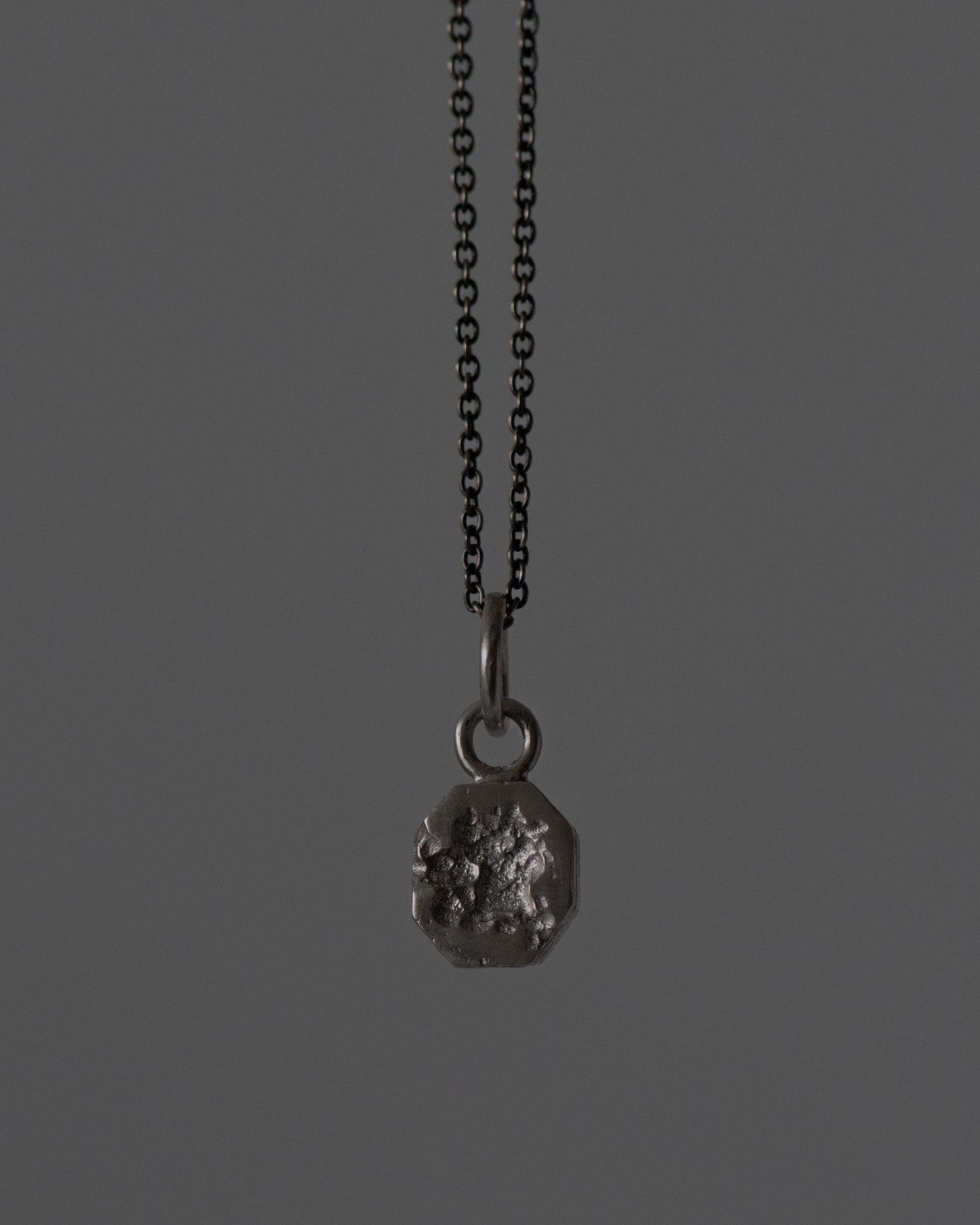 rhod-necklace-white