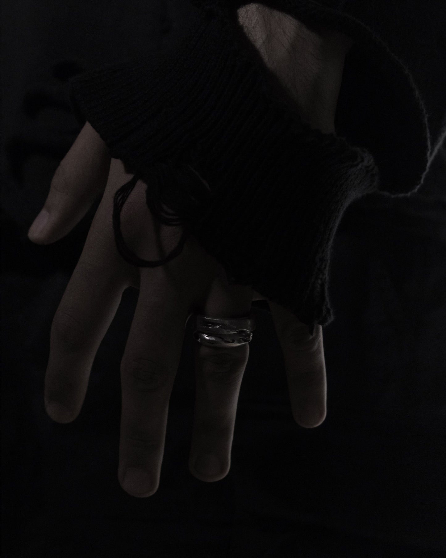 chasm-ring