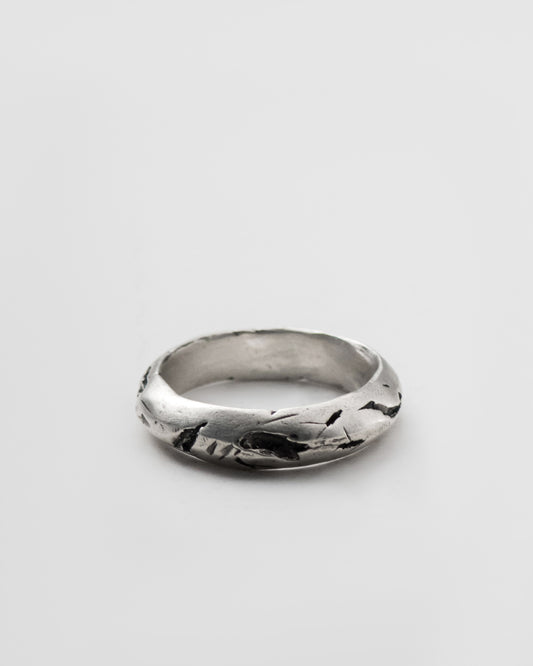 chasm-ring