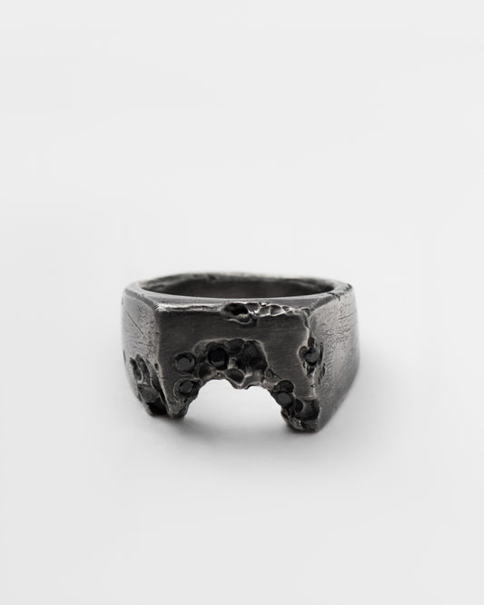 echoforg-rhod-dia-signet-ring